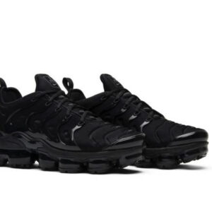 Air VaporMax Plus 'Triple Black'